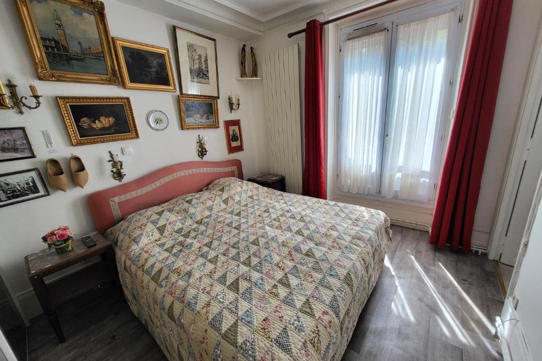 Photo of Bedroom in Ternes