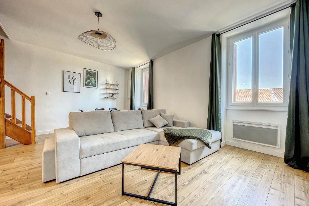 Photo of Livingroom in Joyeuse