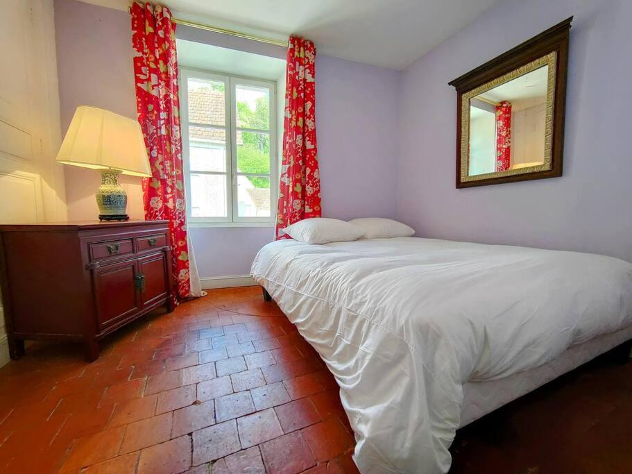 Photo of Others in Druyes-les-Belles-Fontaines