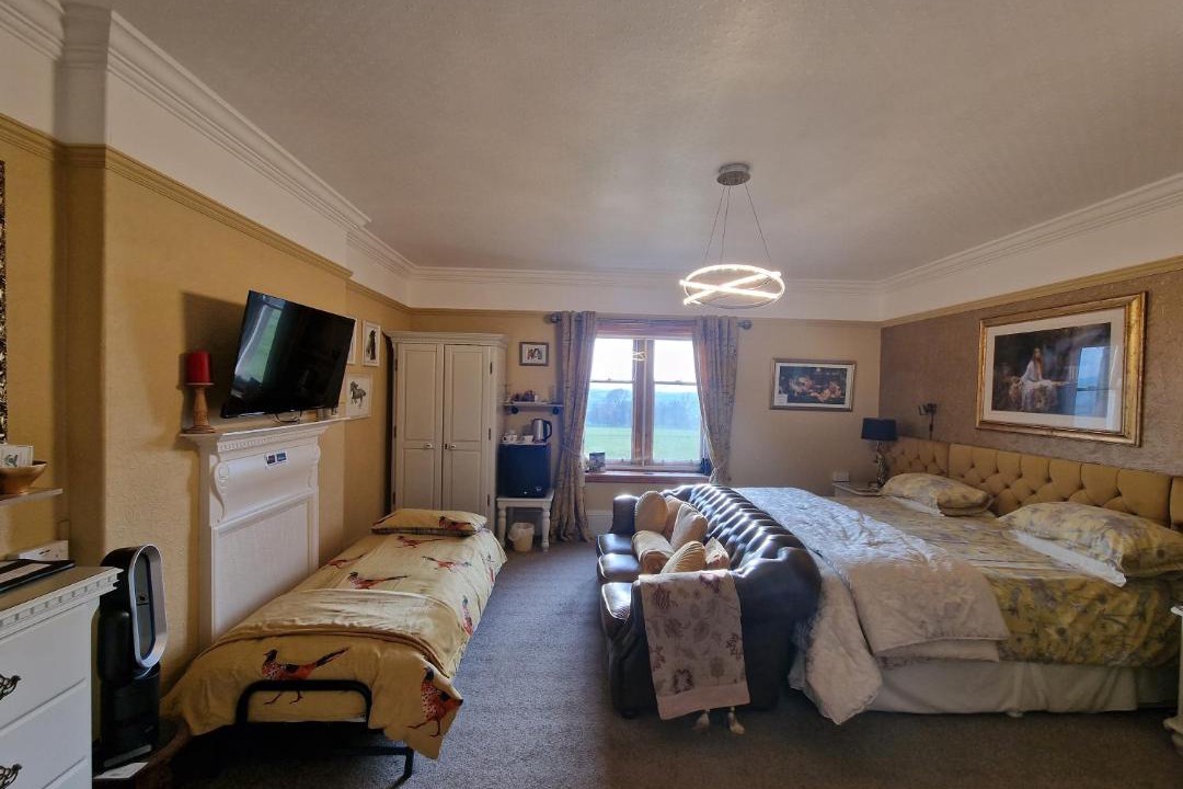 Photo of Others in Ford