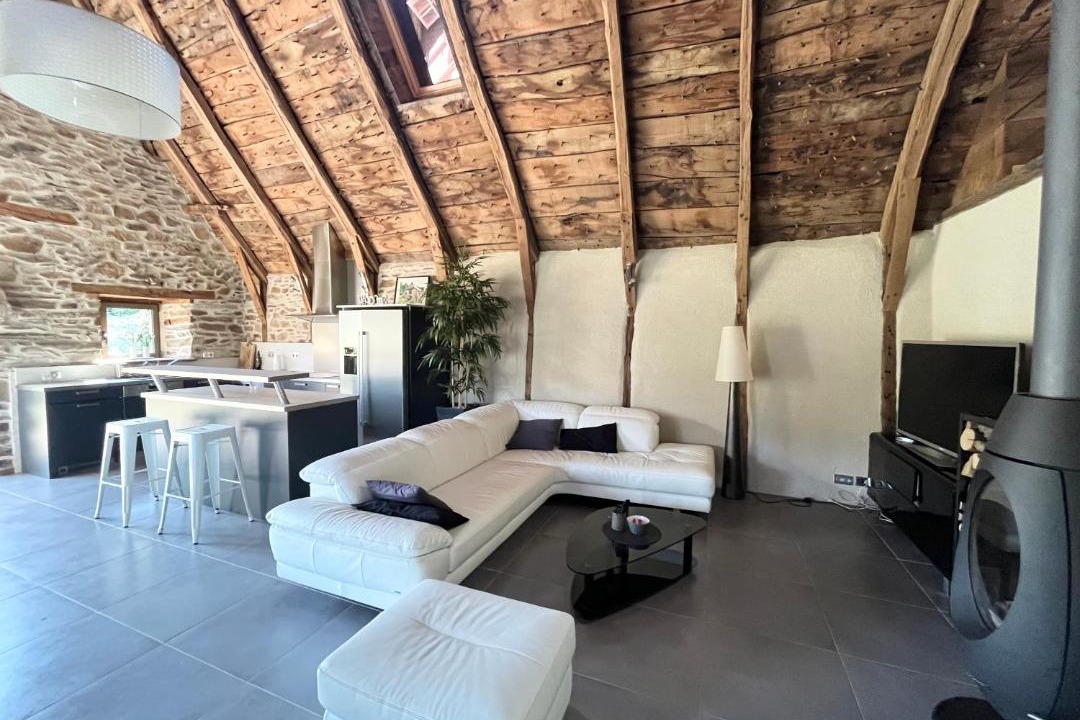 Photo of Livingroom in Montezic