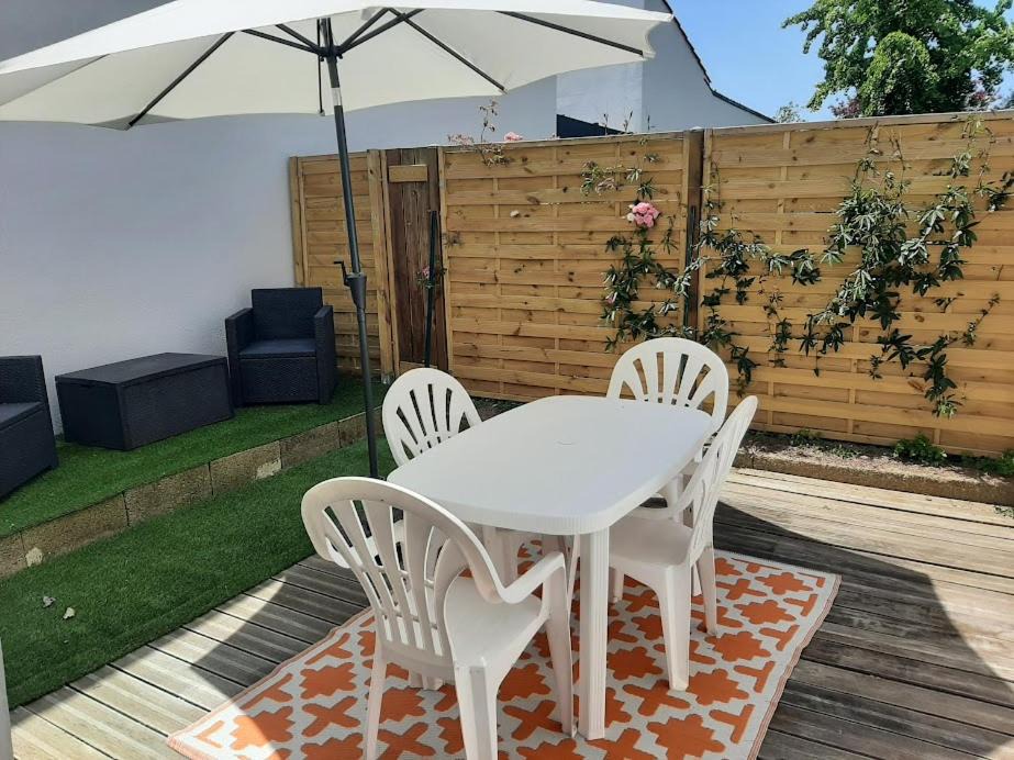 Photo of Patio Balcony in La Mothe-Achard