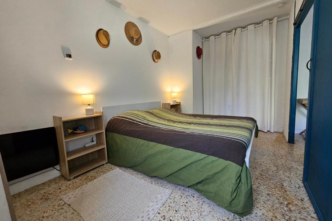 Photo of Bedroom in Landeronde