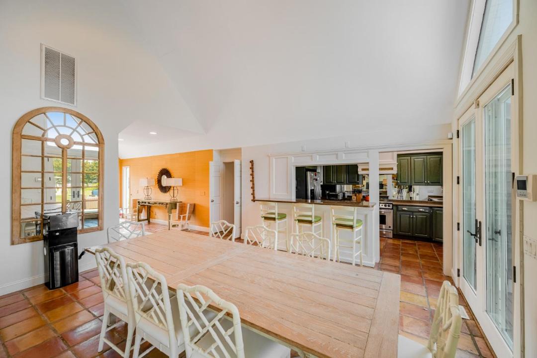 Photo of Others in Westhampton Beach