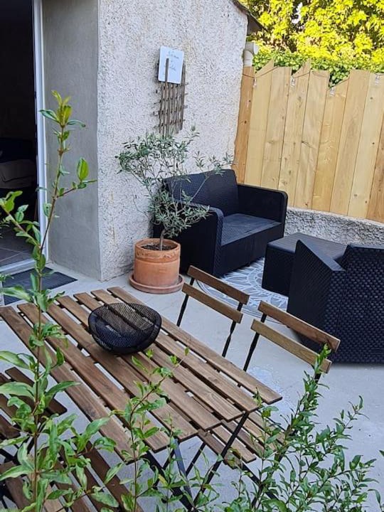Photo of Patio Balcony in Vedene
