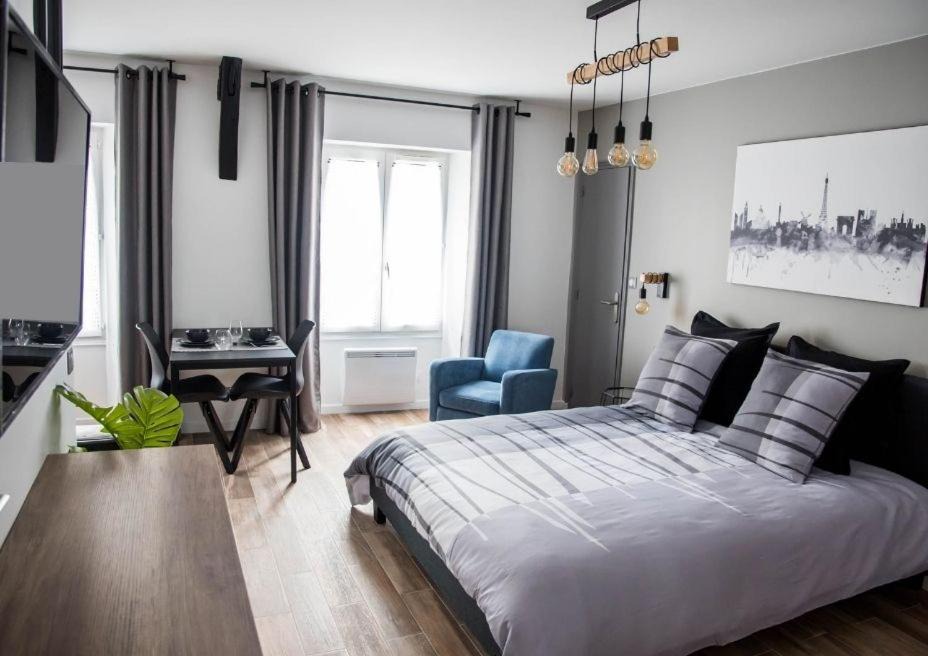 Photo of Bedroom in Corbeil-Essonnes