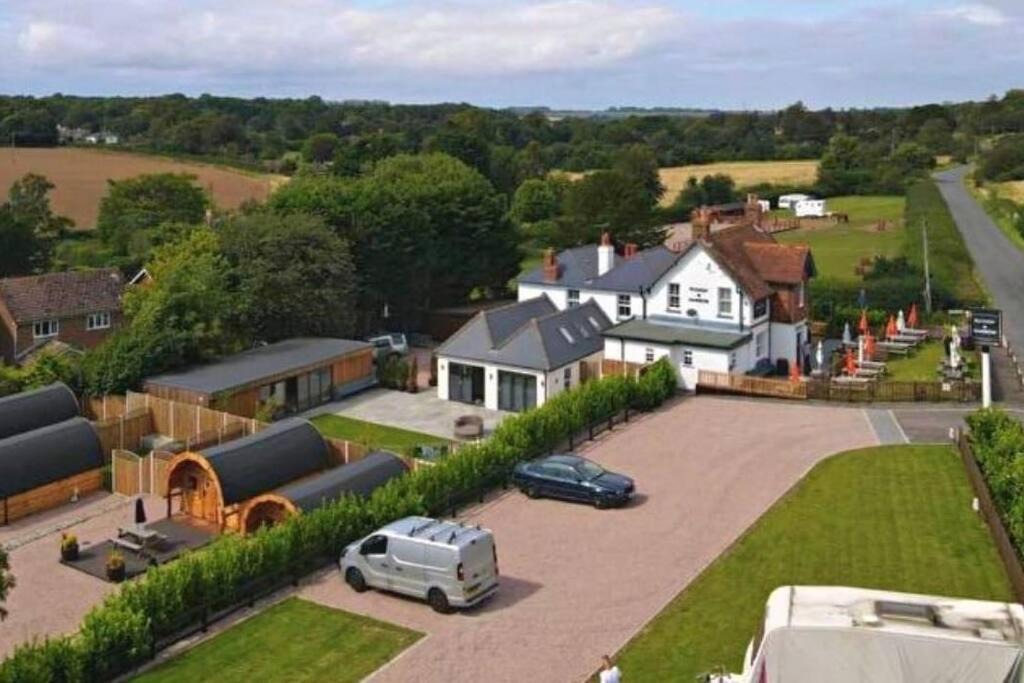 Photo of Others in Ham