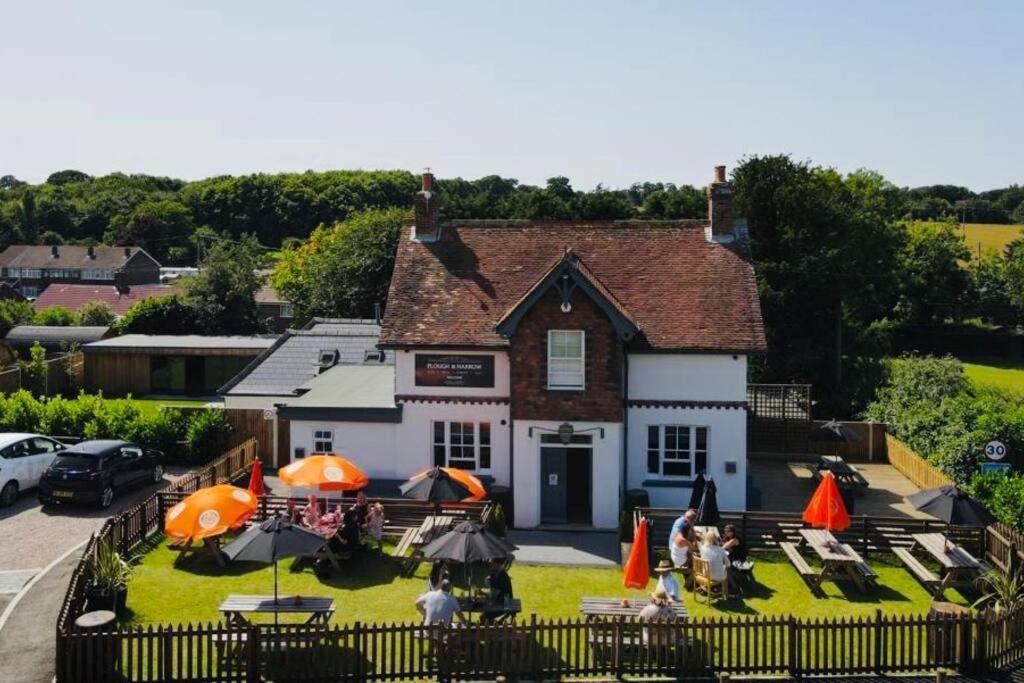 Photo of Others in Ham