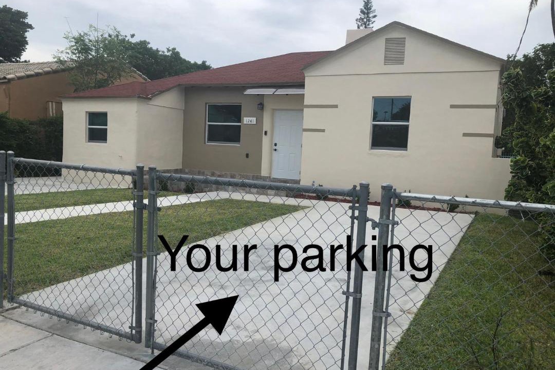 Photo of Buildings in Liberty City