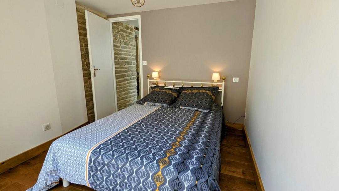 Photo of Bedroom in Fussey