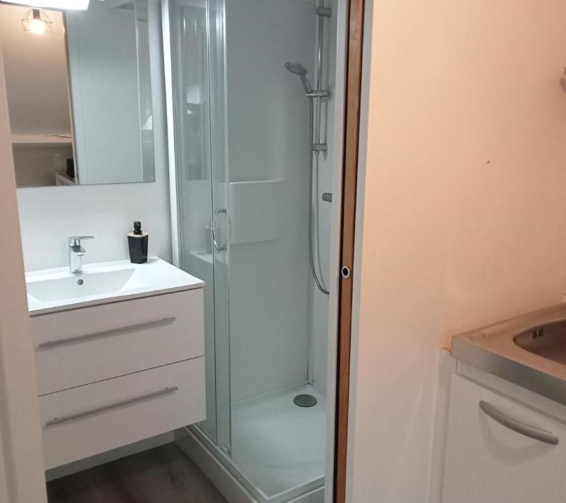 Photo of Bathroom in Dinan