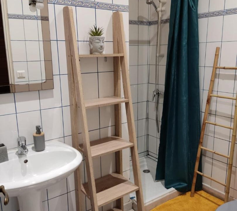 Photo of Bathroom in Aubenas