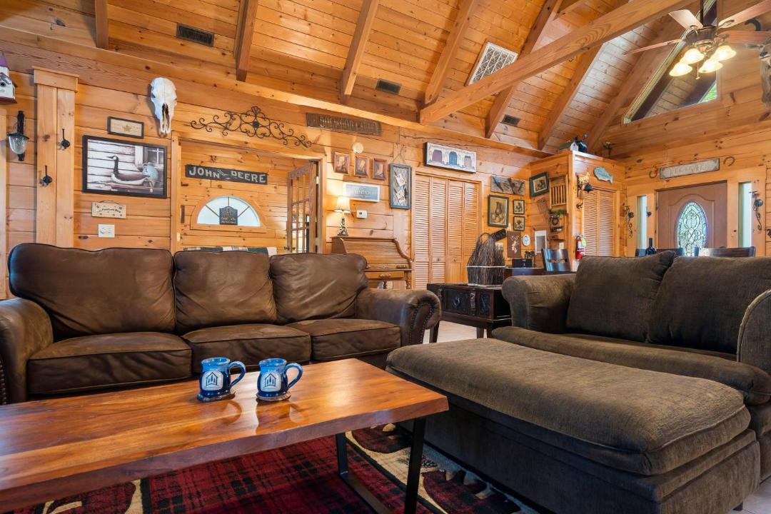 Photo of Others in Branson Cedars