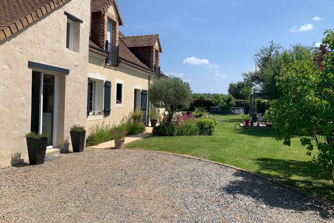 Photo of Others in Yvre-l'Eveque