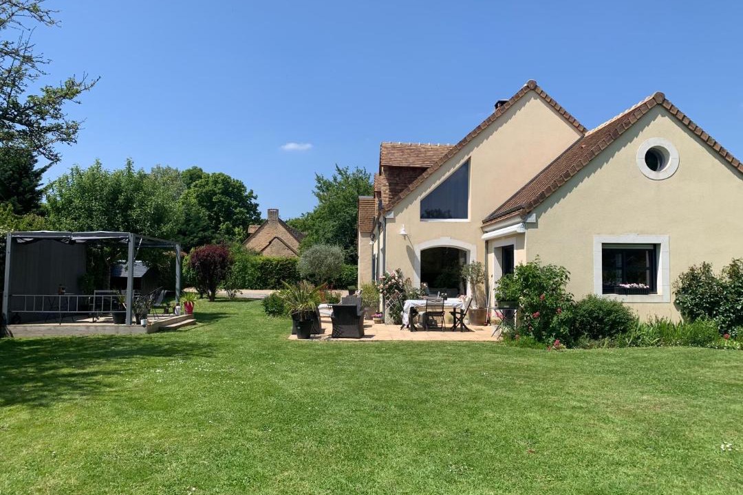 Photo of Others in Yvre-l'Eveque