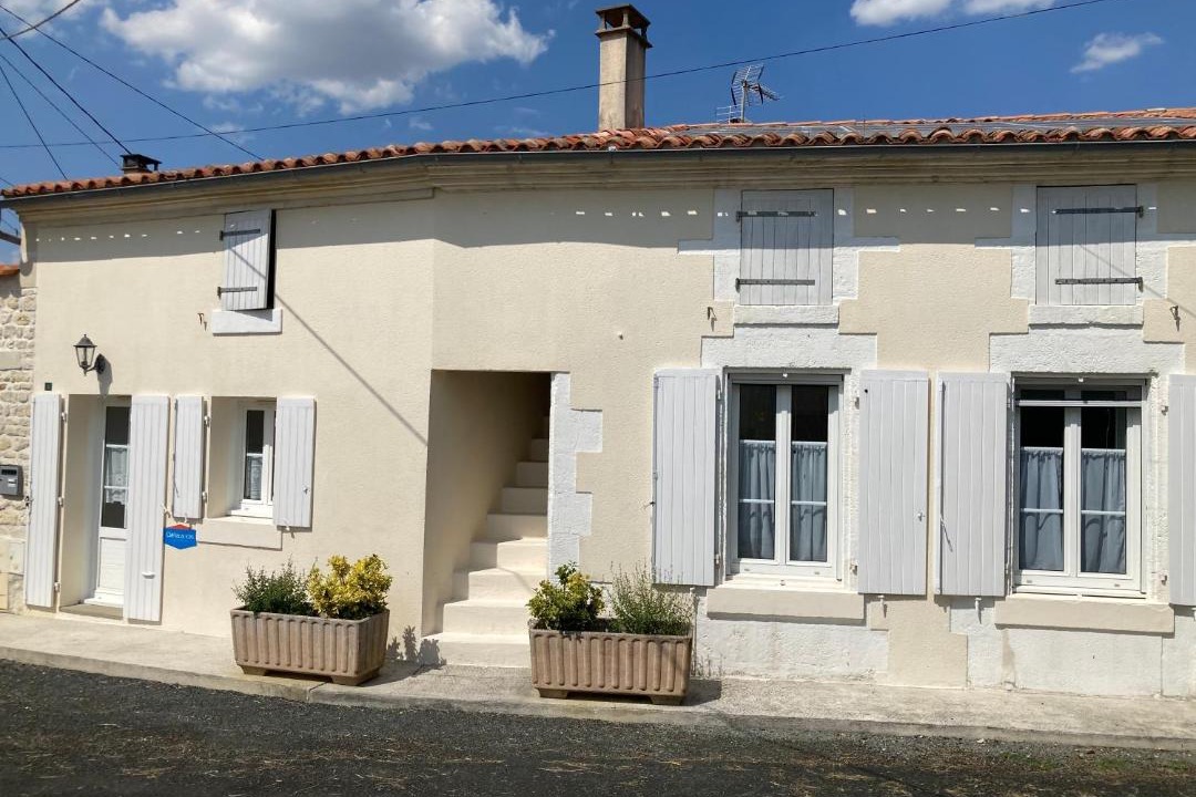 Photo of Buildings in Bords