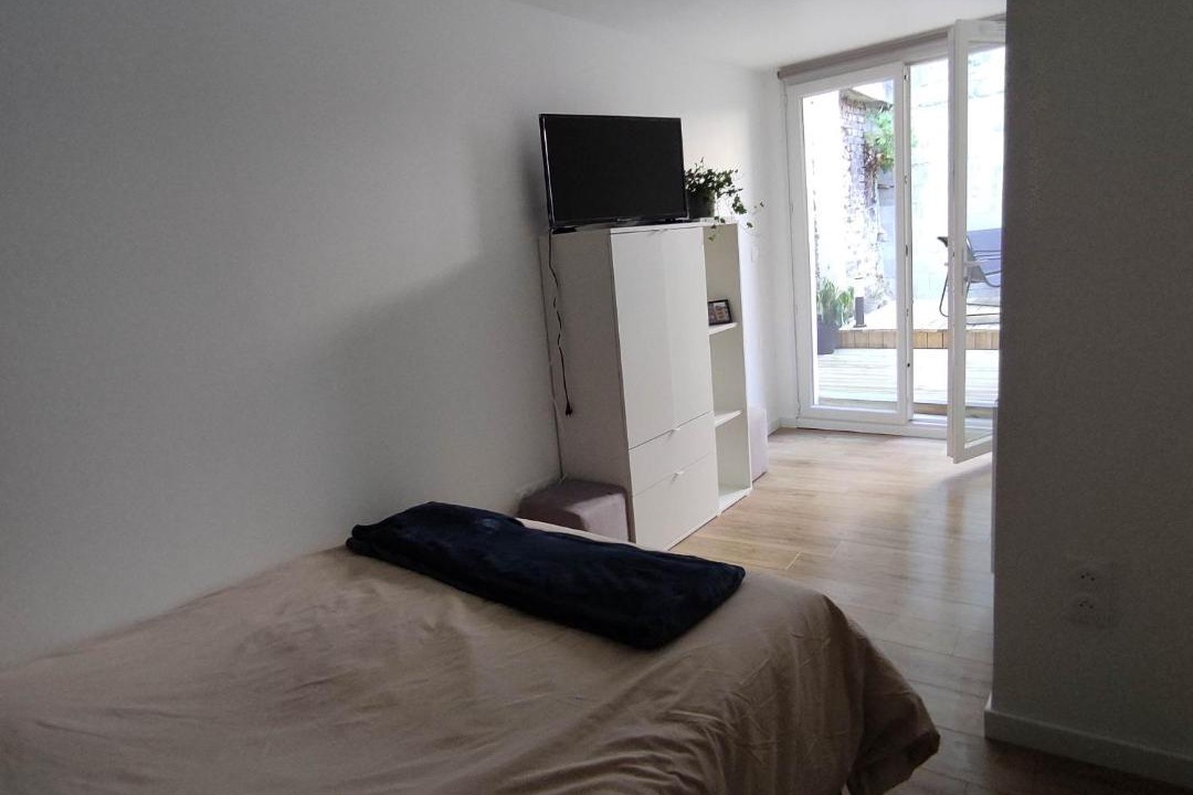 Photo of Bedroom in Deville-les-Rouen