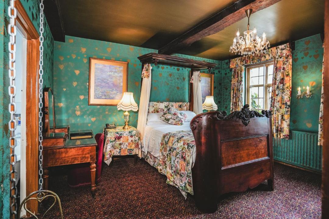 Photo of Others in Norton