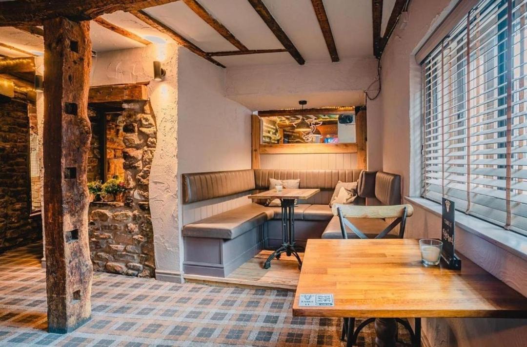 Photo of Others in Caerleon