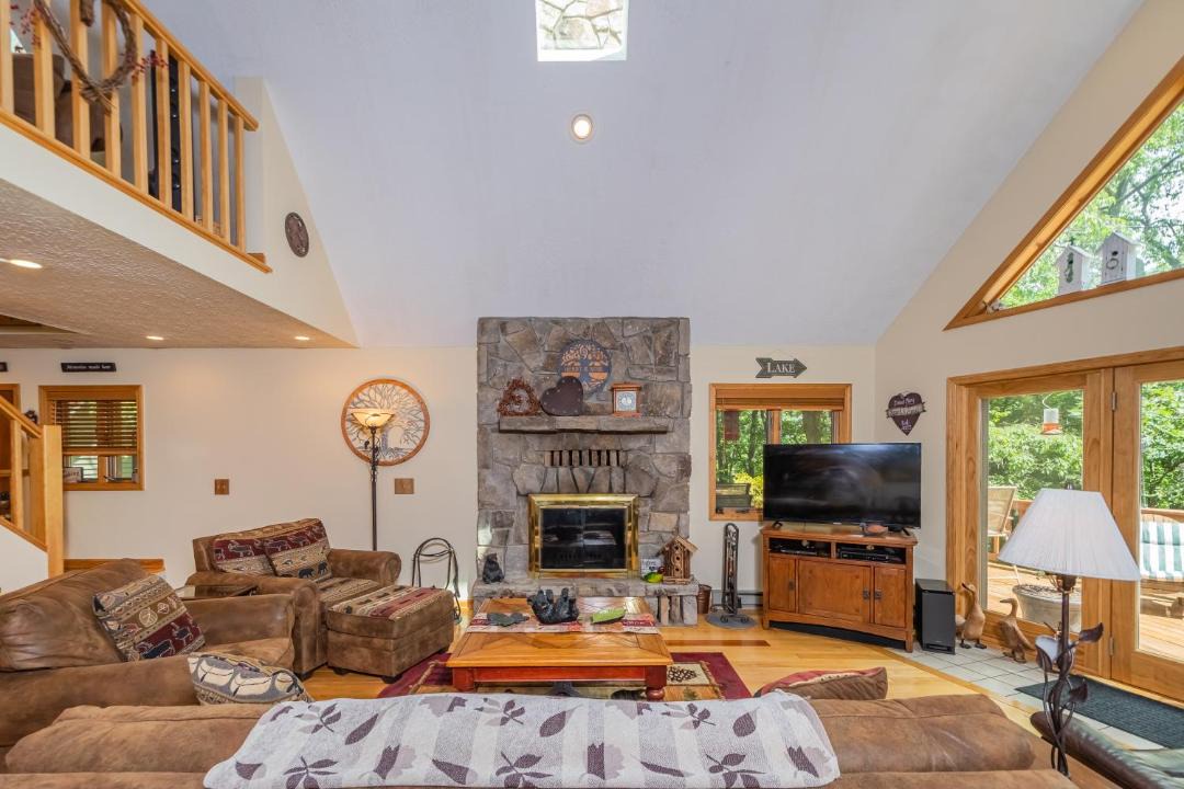 Photo of Others in Mountainside