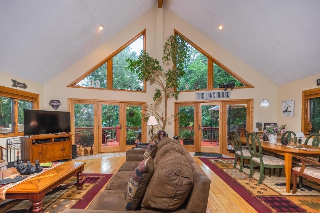 Photo of Others in Mountainside