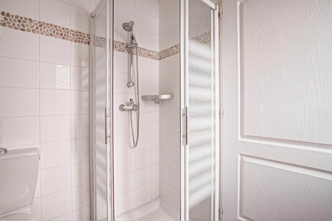 Photo of Bathroom in Port-Vendres