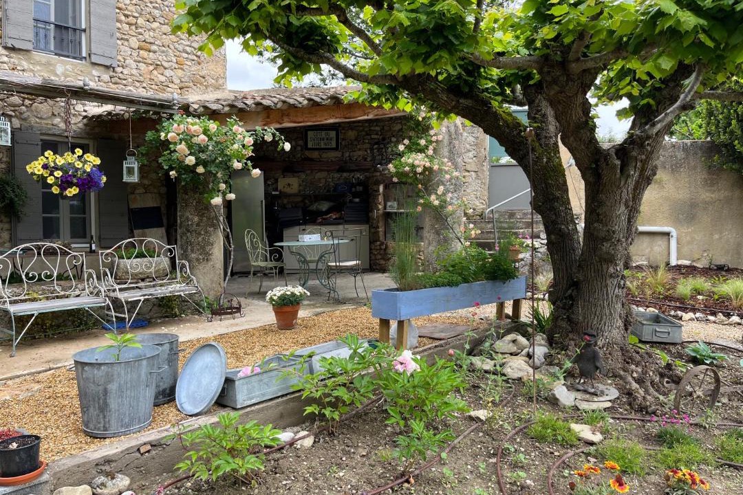 Photo of Others in Crestet