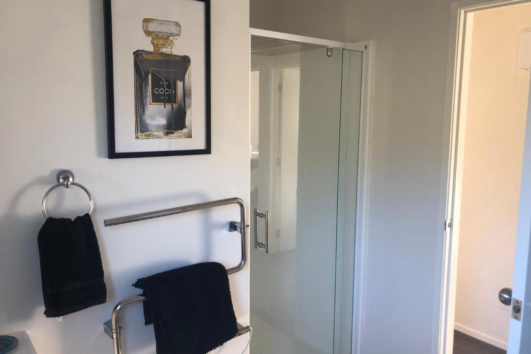 Photo of Others in Longlands