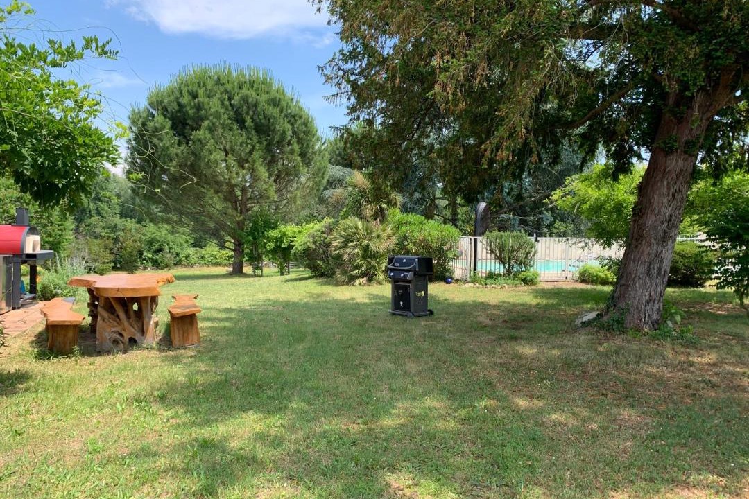 Photo of Others in Portets