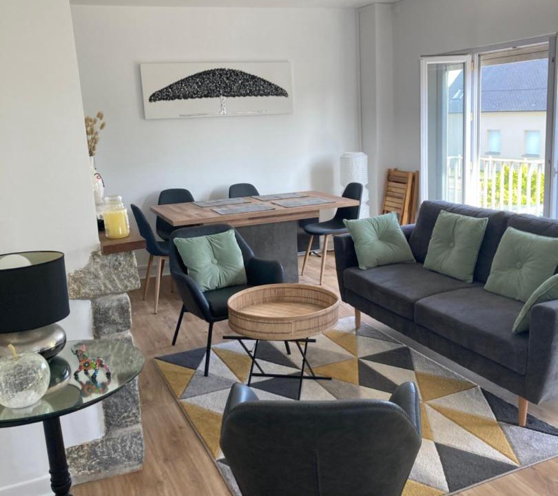 Photo of Livingroom in Saint-Martin de Brehal