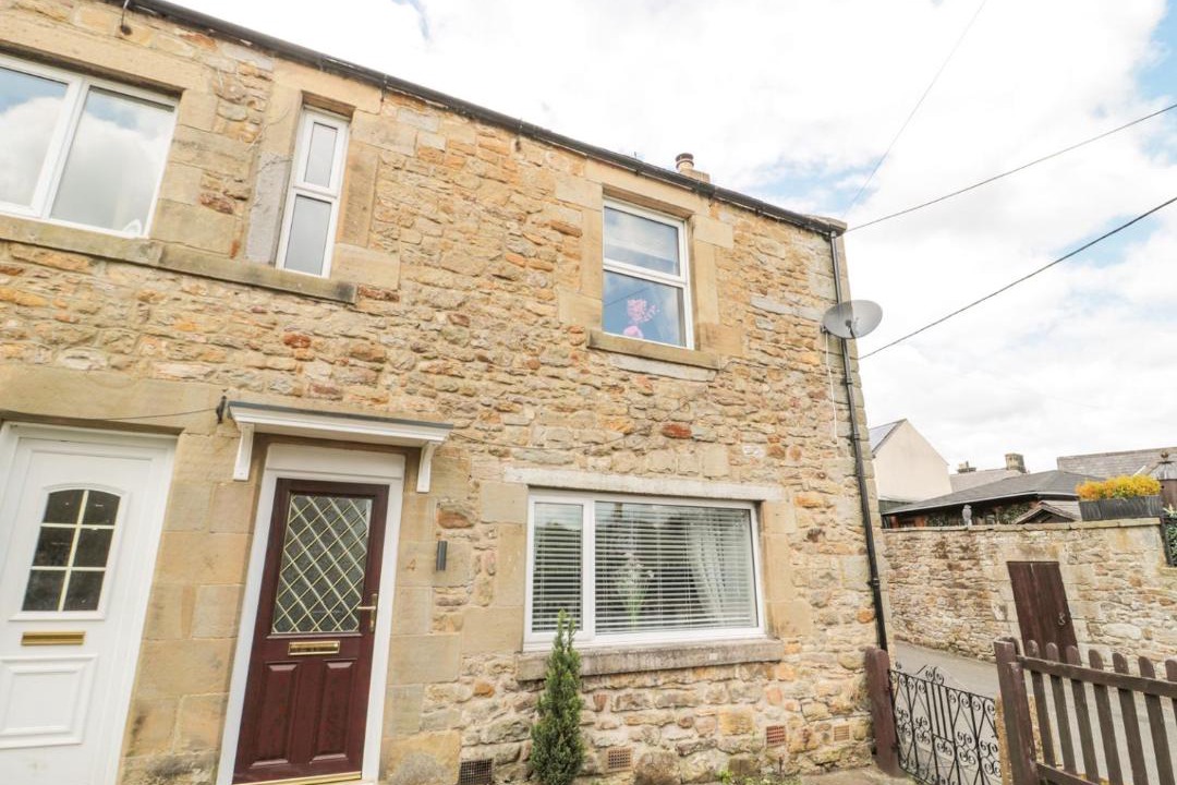 Photo of Others in Wark