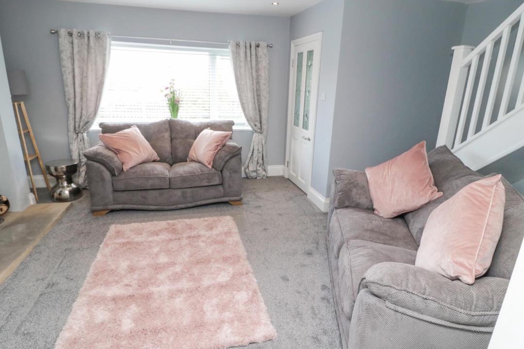 Photo of Others in Wark