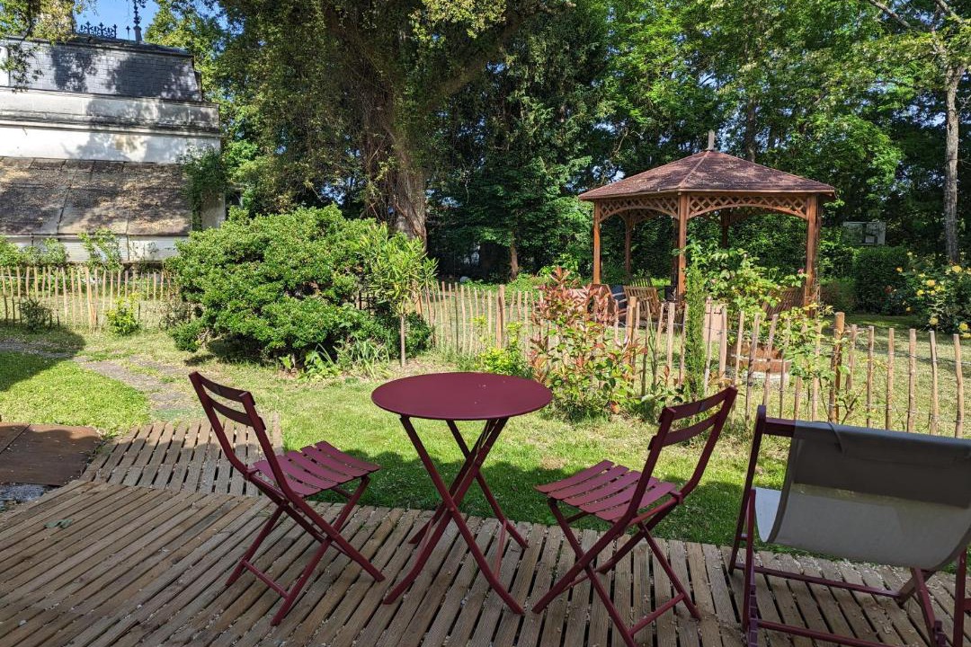 Photo of Others in Cognac