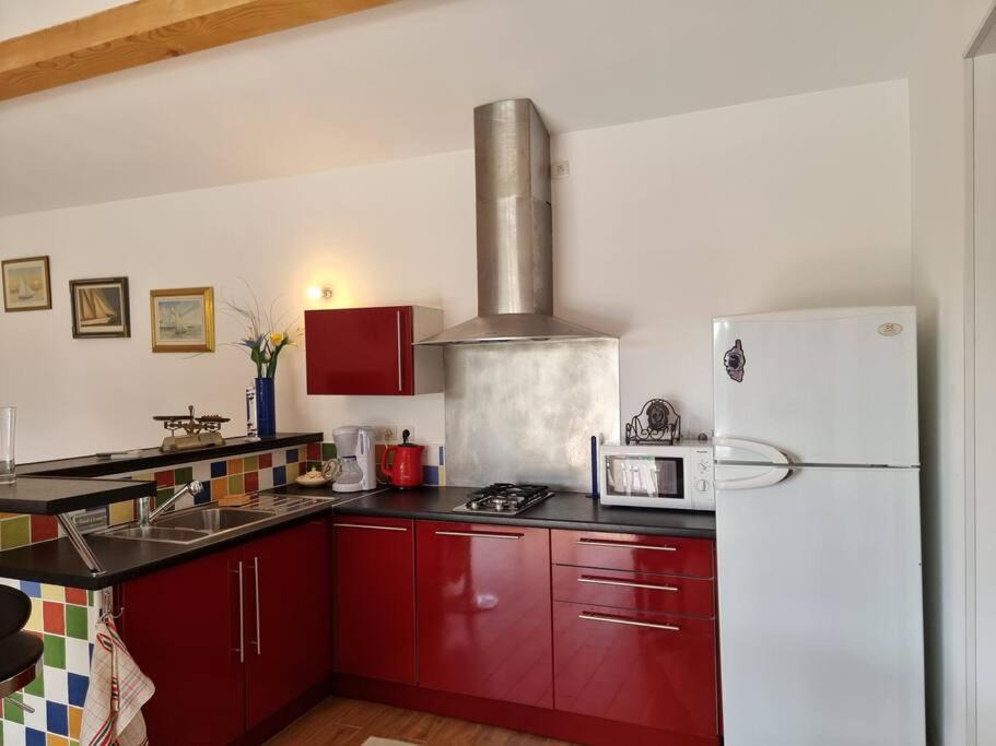 Photo of Kitchen in Saint-Laurent-de-Carnols