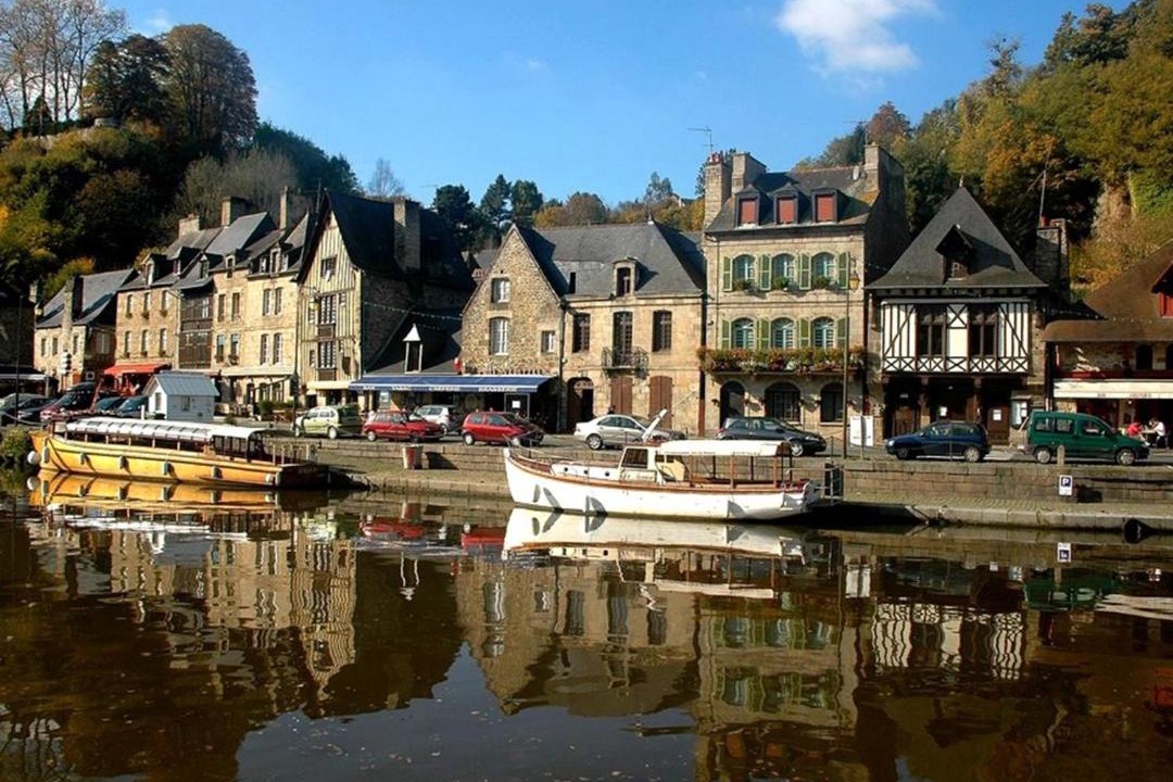 Photo of Others in Dinan