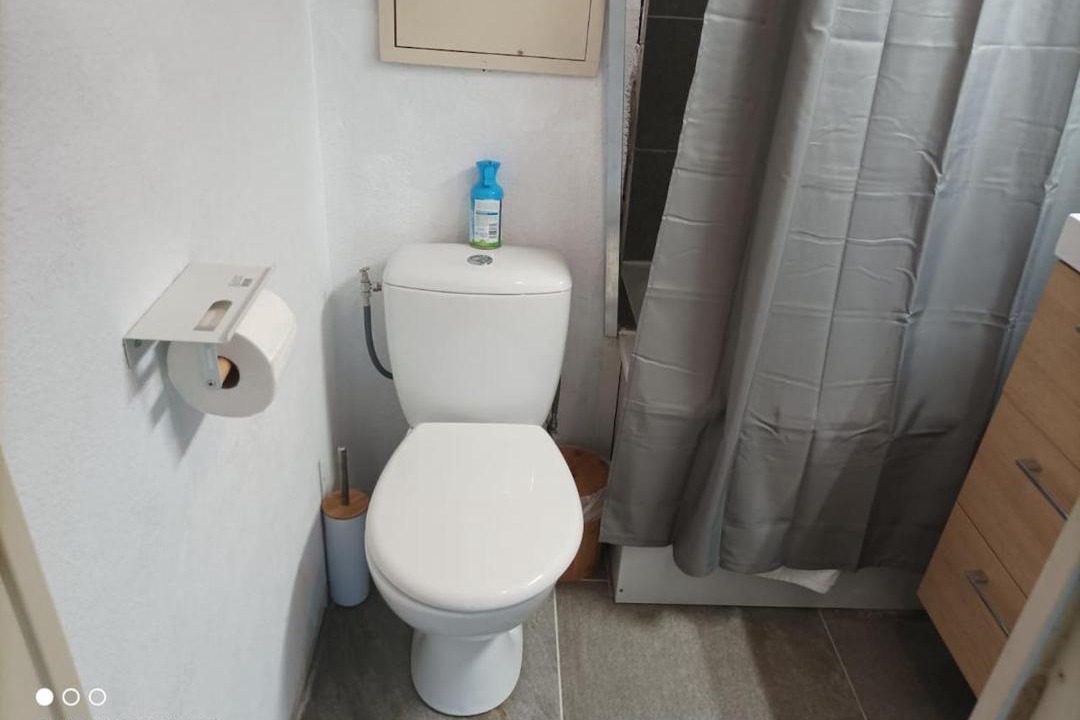 Photo of Bathroom in Pyrenees 2000