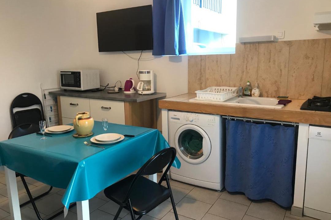 Photo of Others in Die