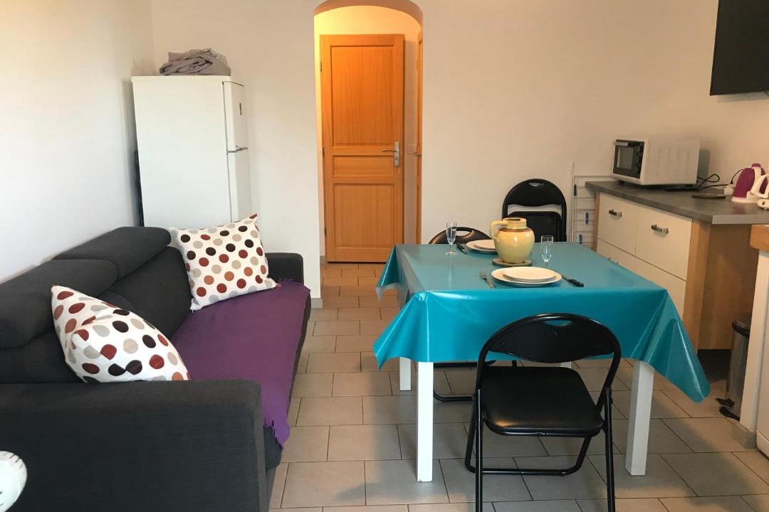 Photo of Others in Die