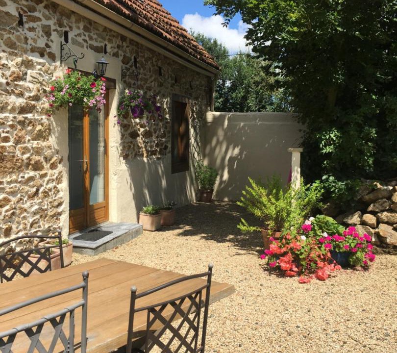 Photo of Others in Runan