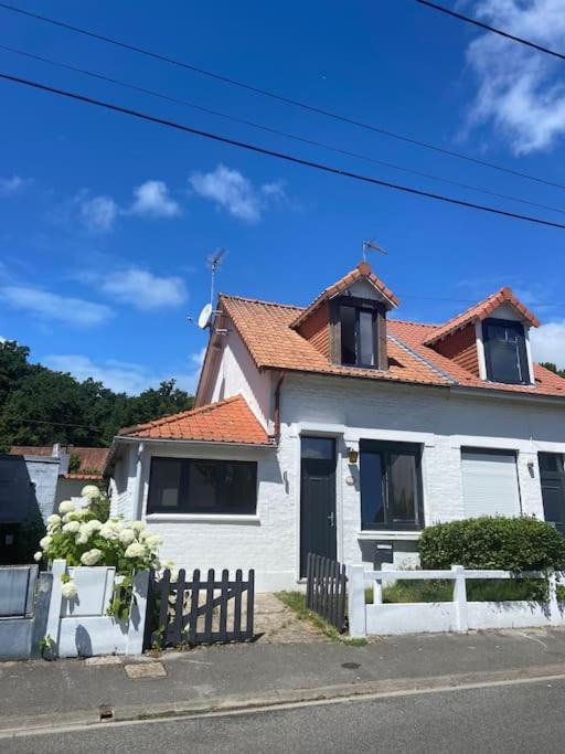 Photo of Buildings in Cucq