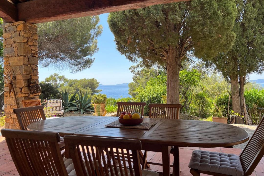 Photo of Patio Balcony in Rayol-Canadel-sur-Mer