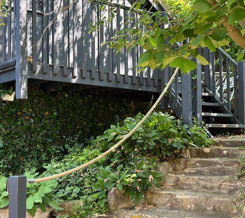 Photo of Buildings in Teffont Evias