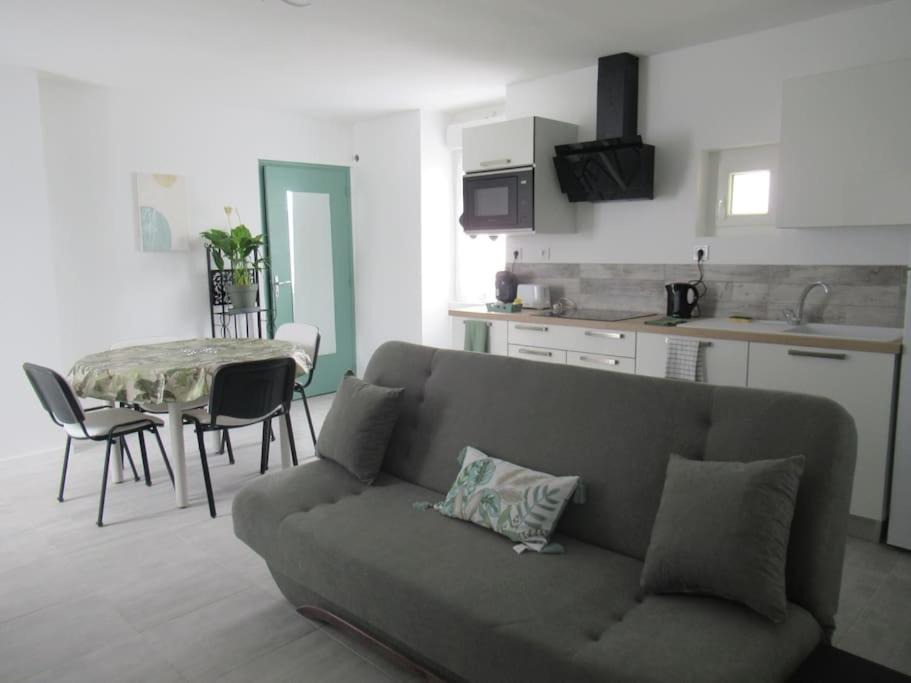 Photo of Livingroom in Villeneuve-de-Berg