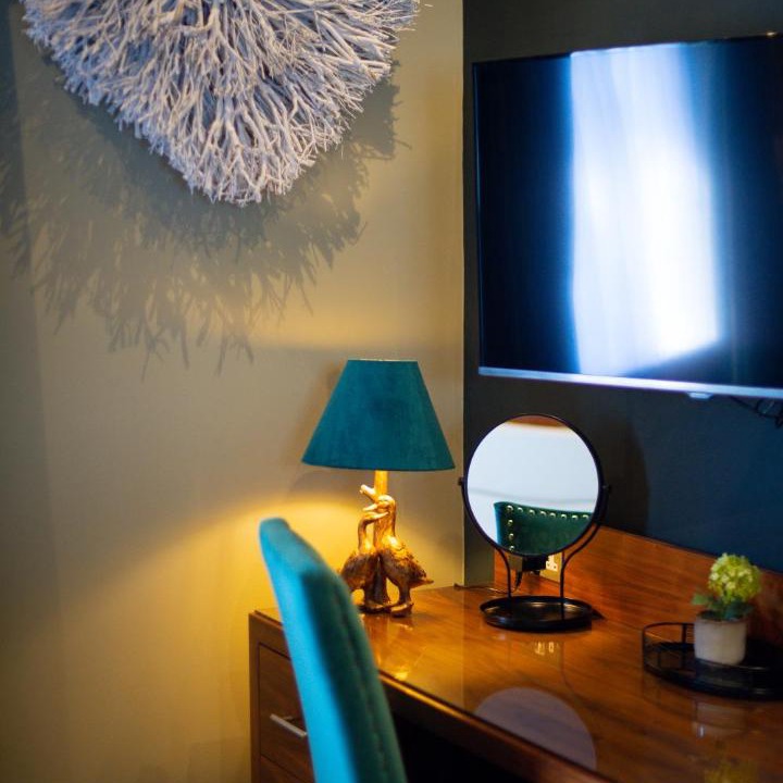 Photo of Livingroom in Exeter