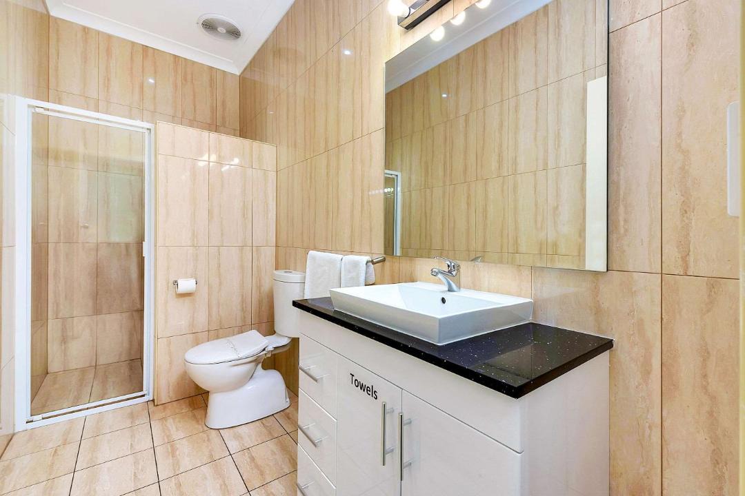 Photo of Bathroom in Prospect