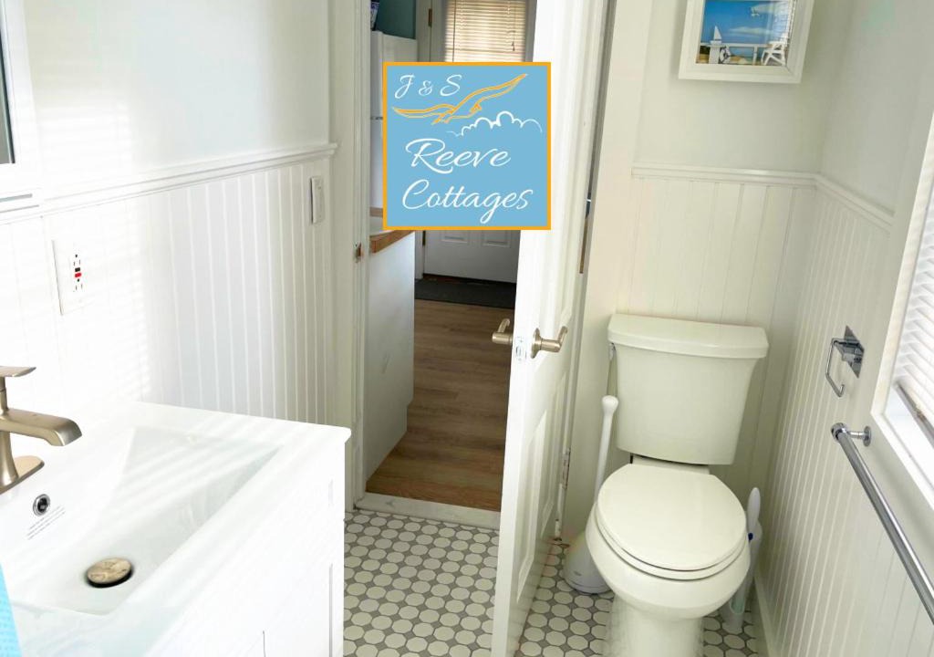 Photo of Bathroom in Aquebogue