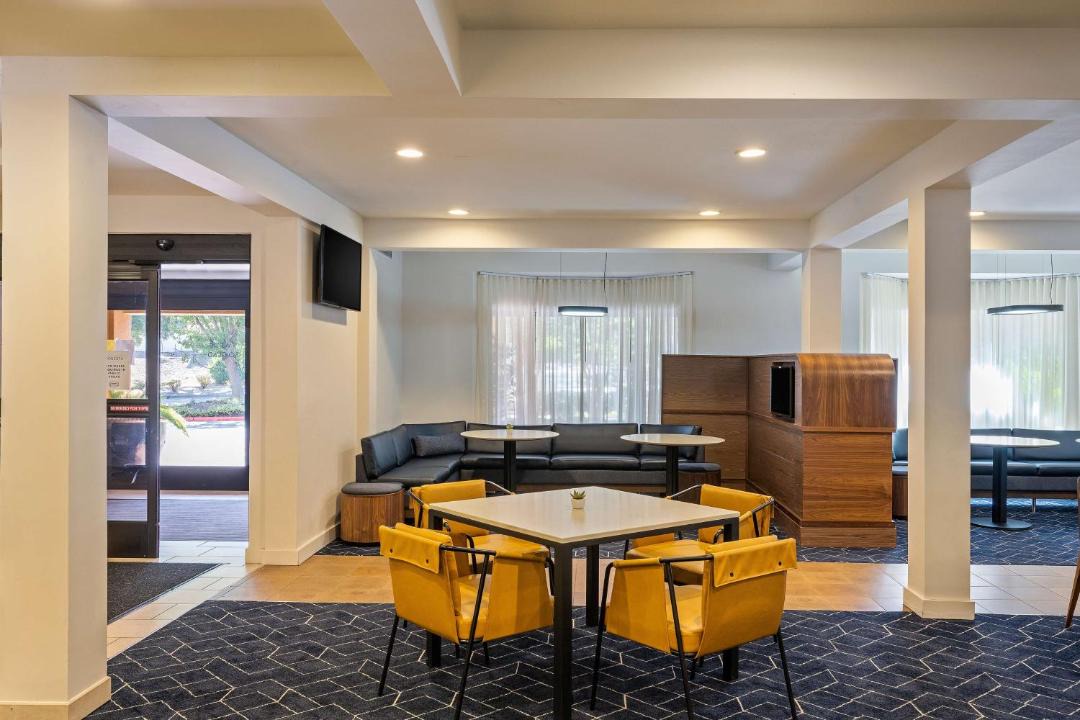 Photo of Others in Pleasant Hill