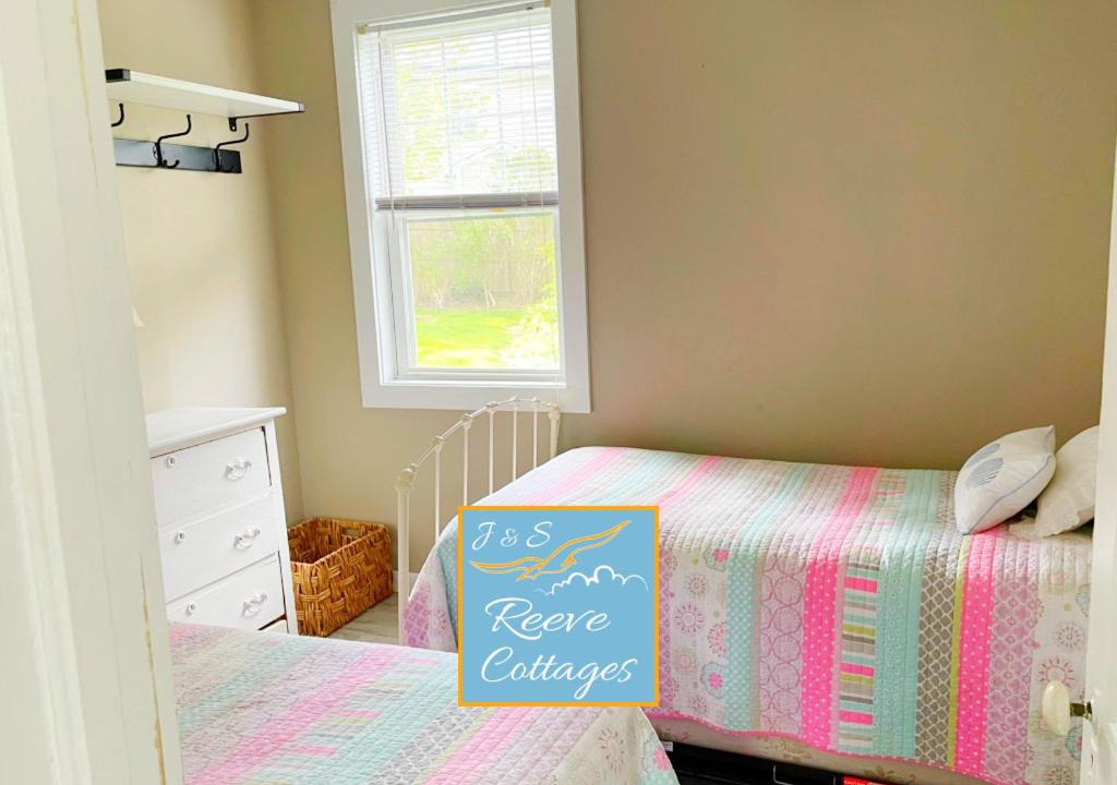 Photo of Bedroom in Aquebogue