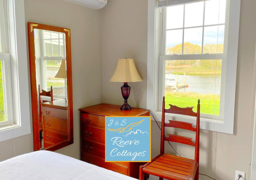 Photo of Bedroom in Aquebogue