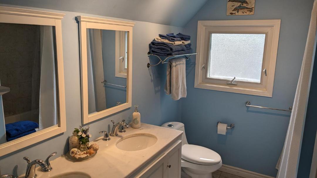 Photo of Bathroom in Oakville